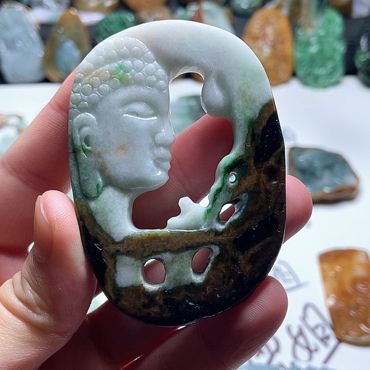 翡翠未镶嵌颈饰翡翠a货