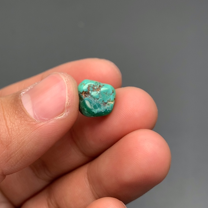 绿松石颈饰未镶嵌