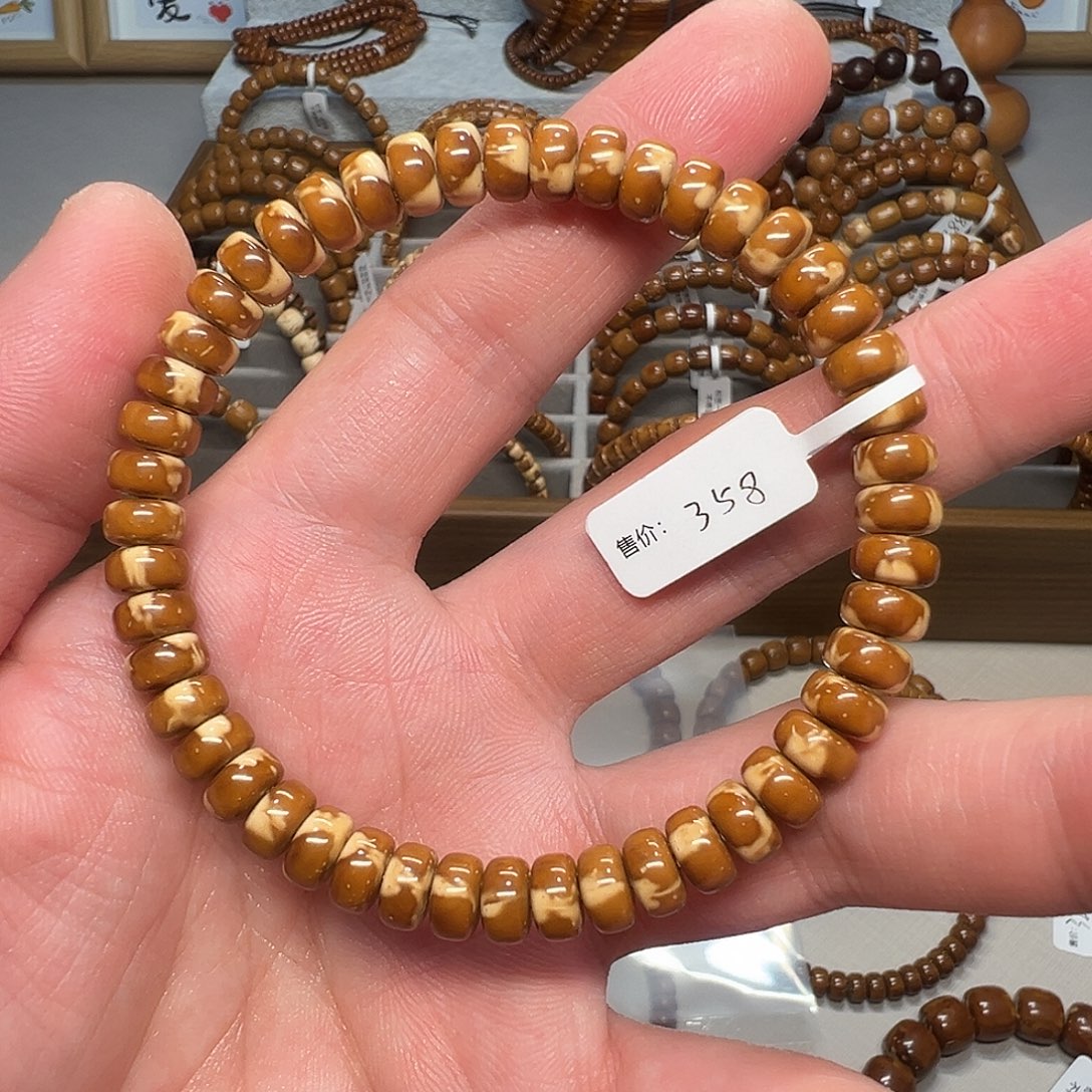 轻***浅紫金鼠手串紫金鼠小轮胎