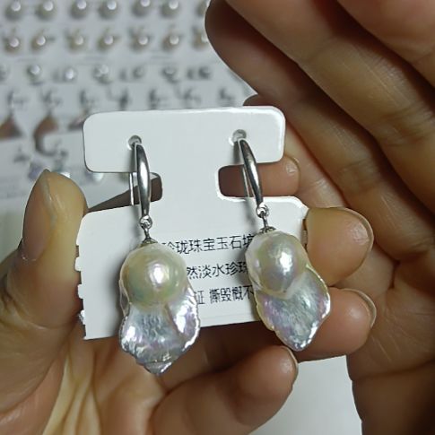 银S925镶嵌淡水珍珠耳饰
