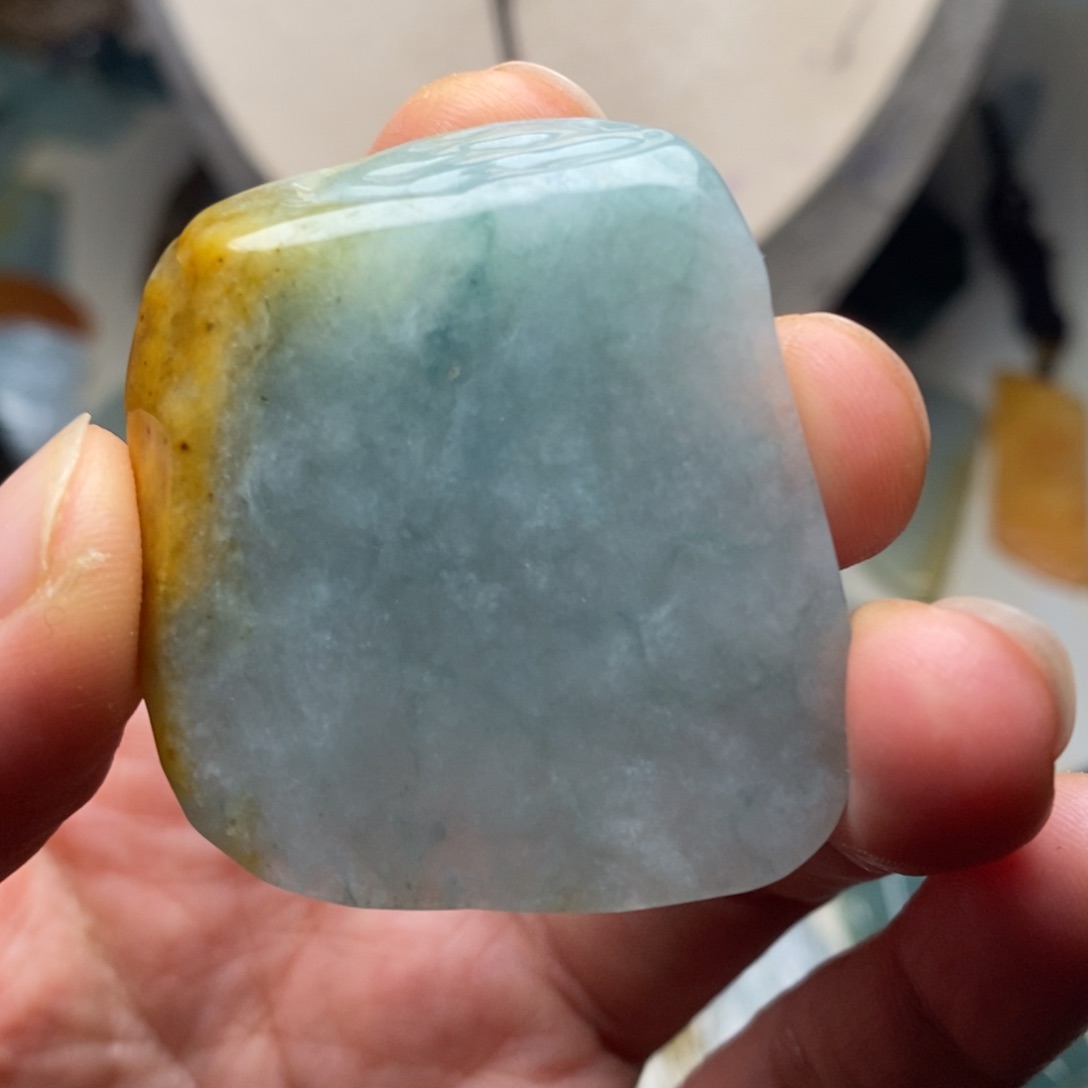 翡翠颈饰未镶嵌天然