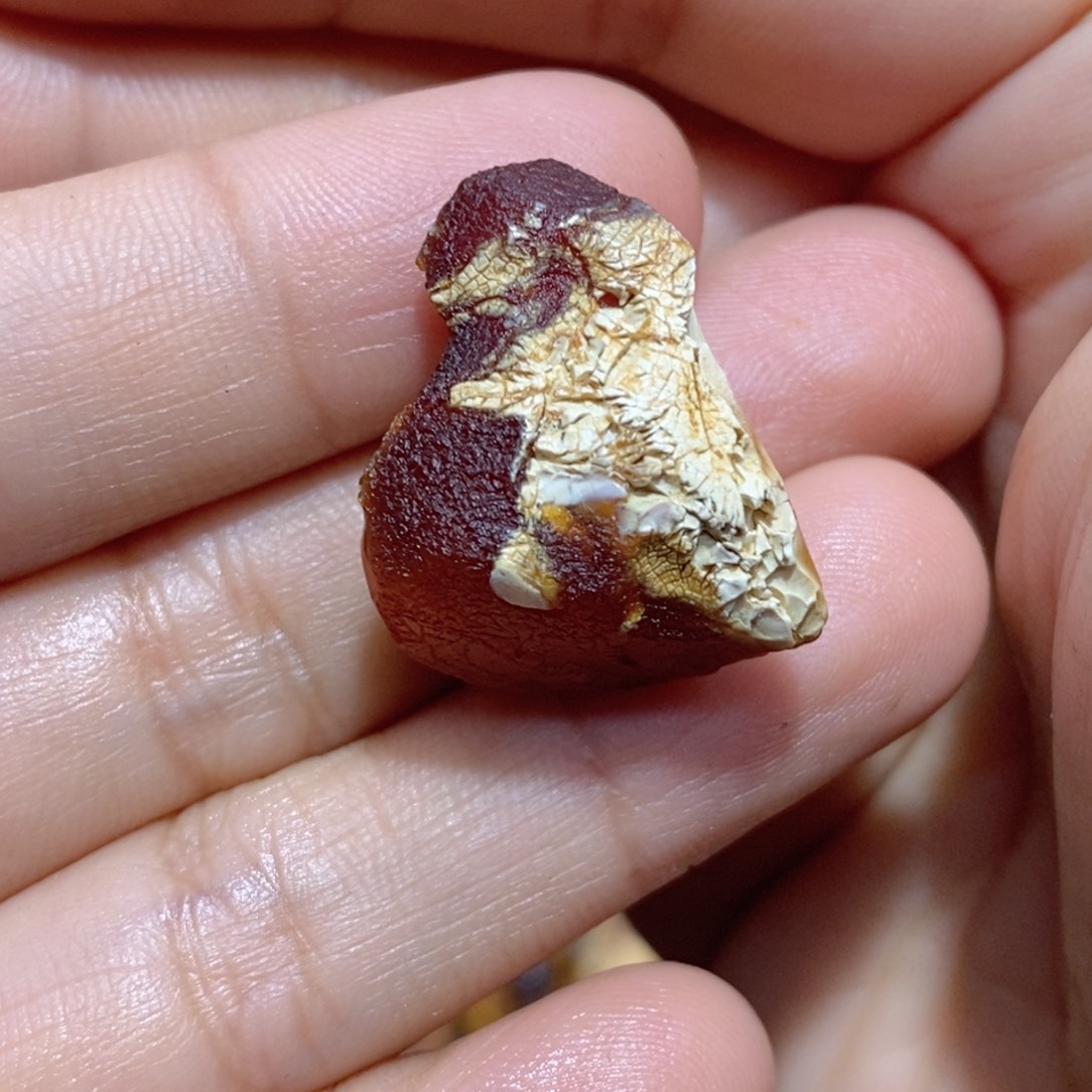 定制琥珀蜜蜡原石