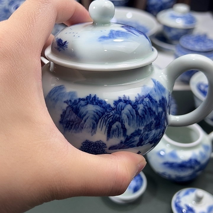 酸***哩微瑕柴窑工笔山水壶