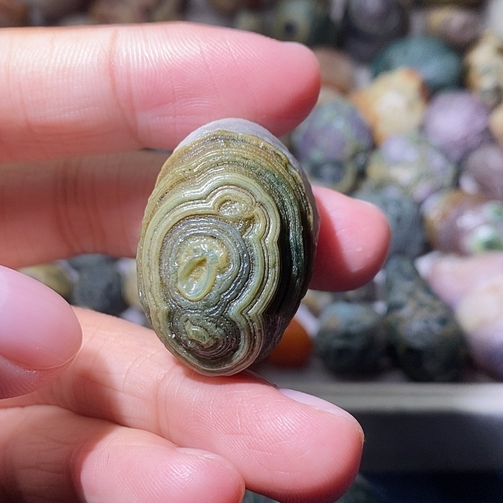 未镶嵌玛瑙/玉髓珠宝奇石