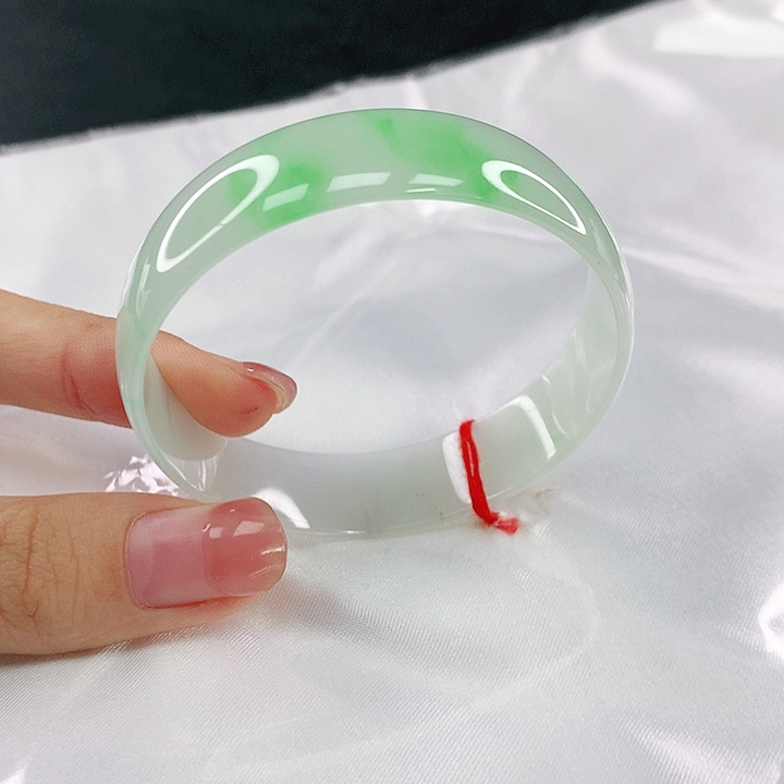 翡翠未镶嵌手镯圈51，05061