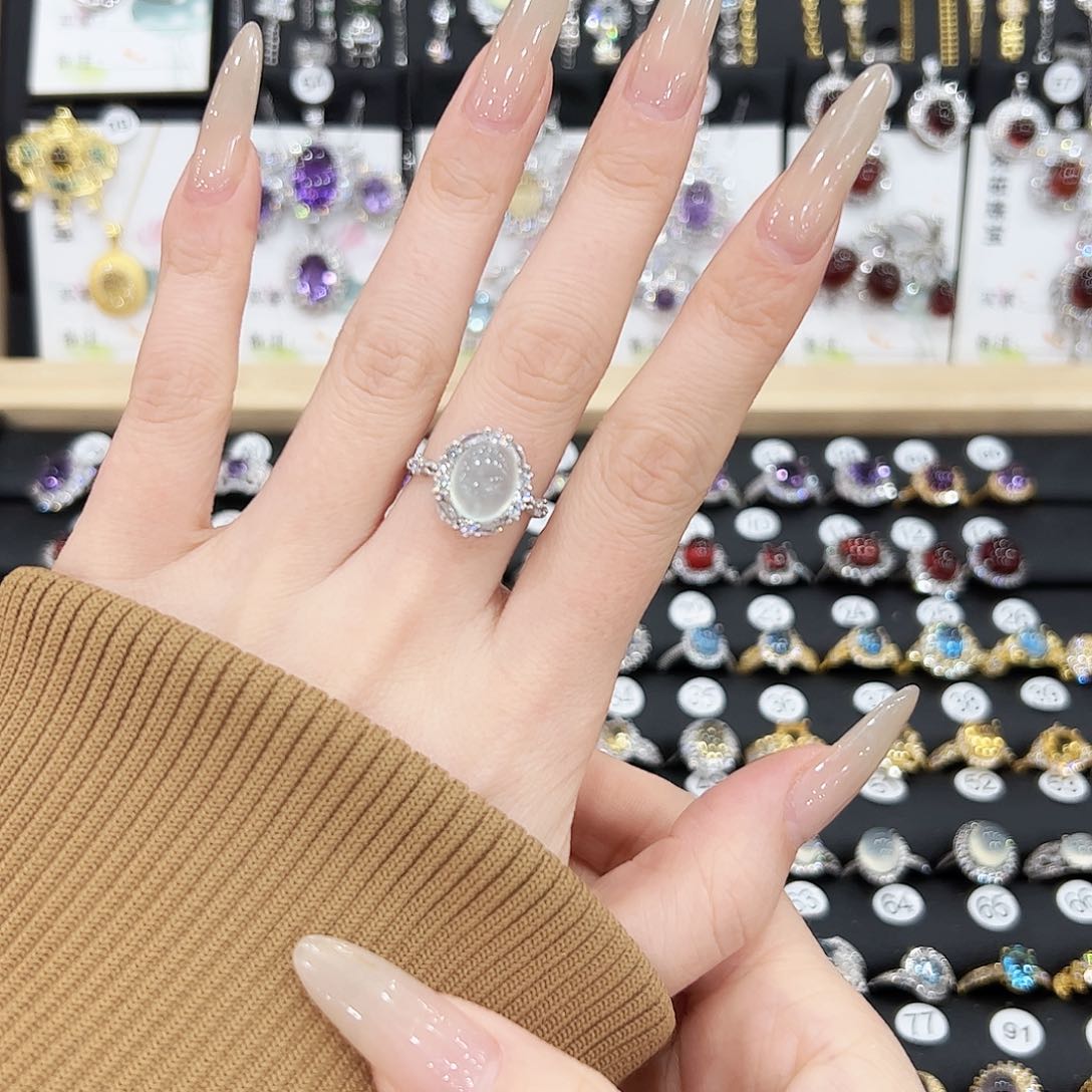 蛇纹石玉戒指合金戒指