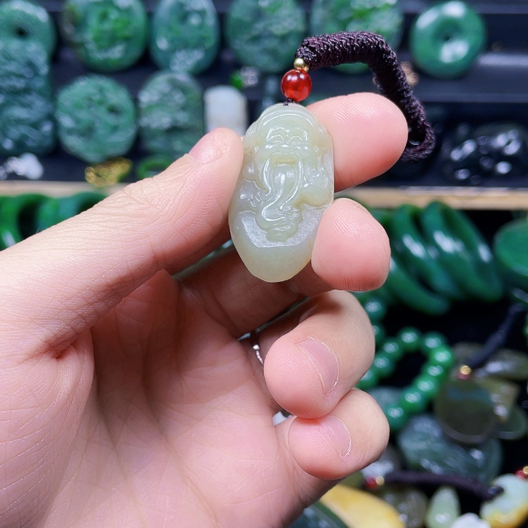 和田玉未镶嵌珠宝半成品