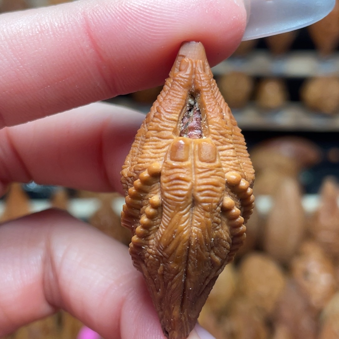 把件橄榄核沧桑佛手