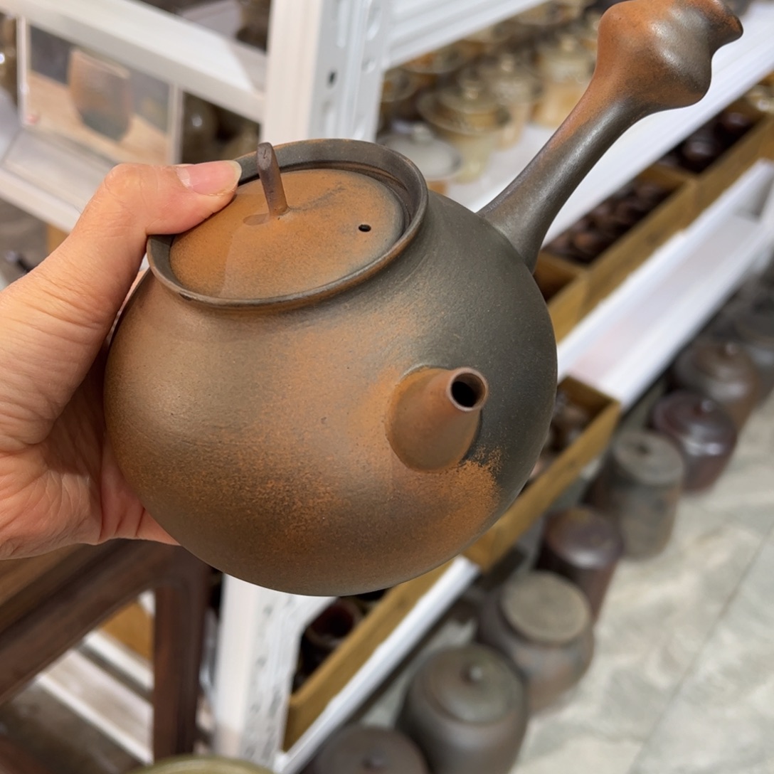 贵台龙窑柴烧茶壶A01
