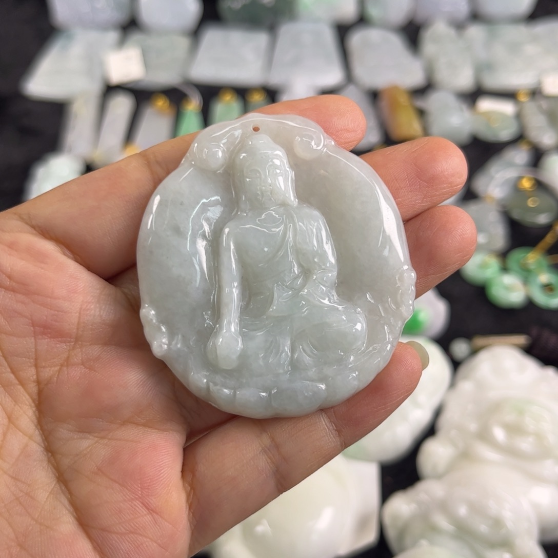 吊坠(不含链)未镶嵌翡翠