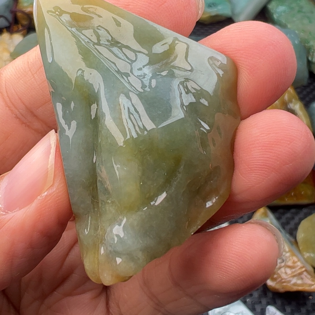 翡翠裸石缅甸翡翠