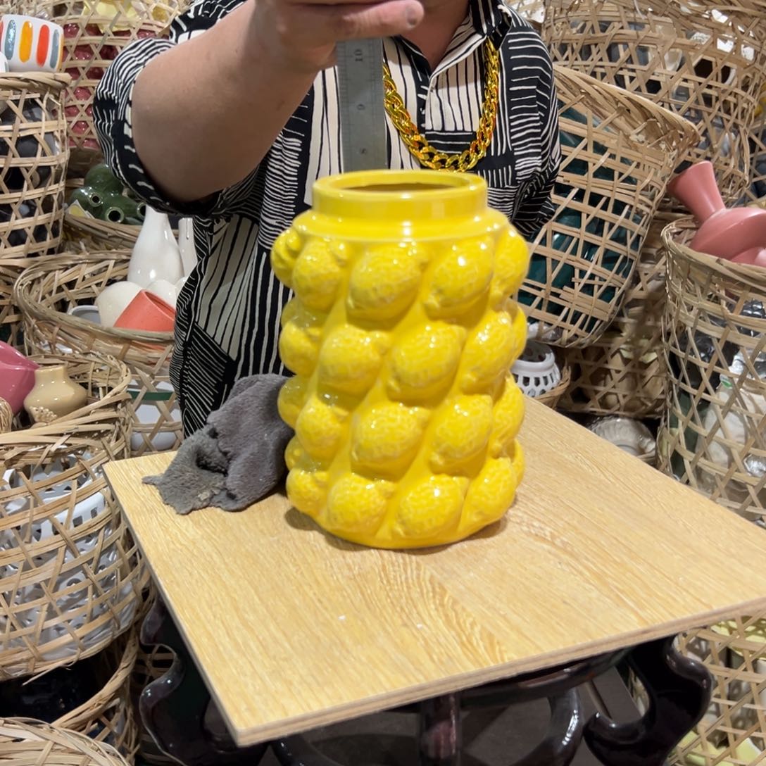 摆件46 号高中低温陶瓷瓶（部分微瑕）