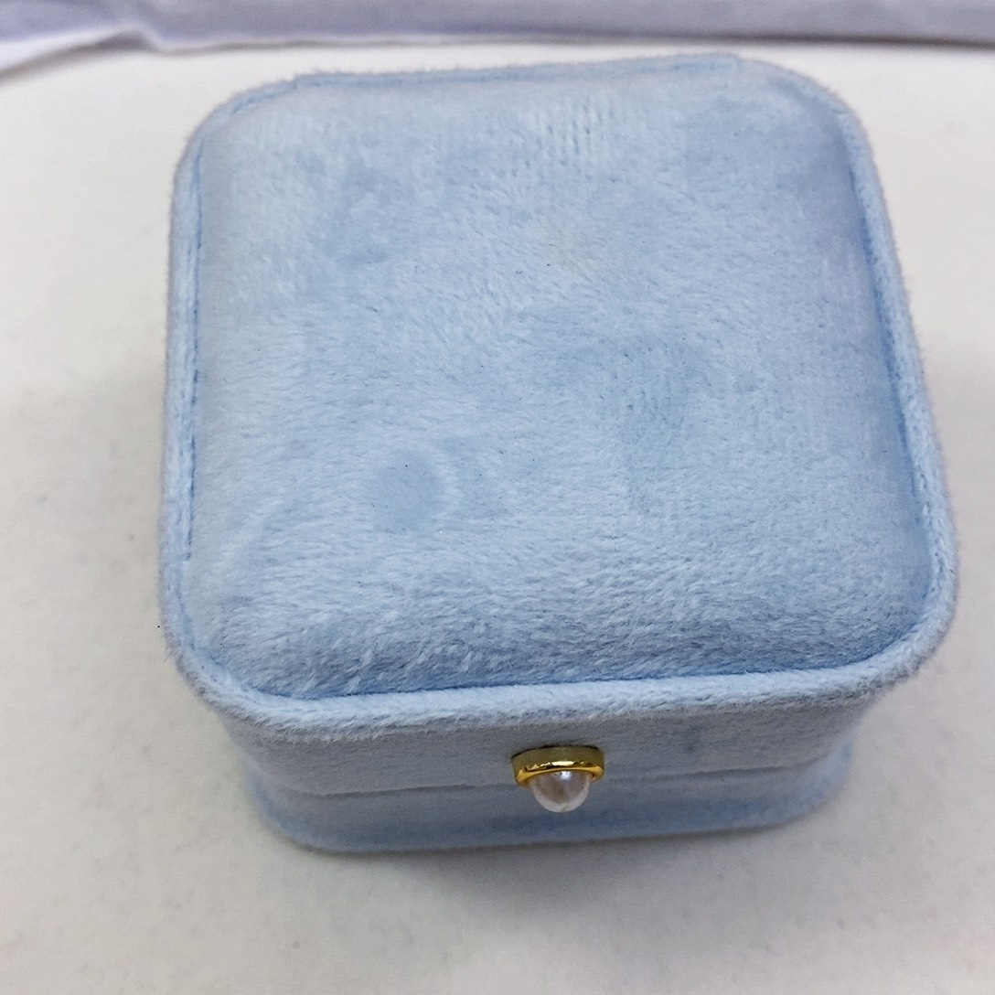 淡水珍珠耳饰未镶嵌