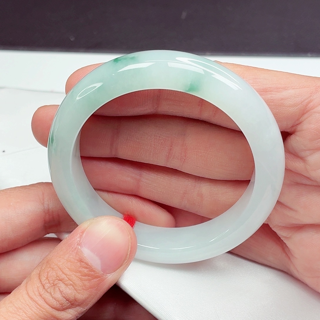 翡翠未镶嵌手镯53圈