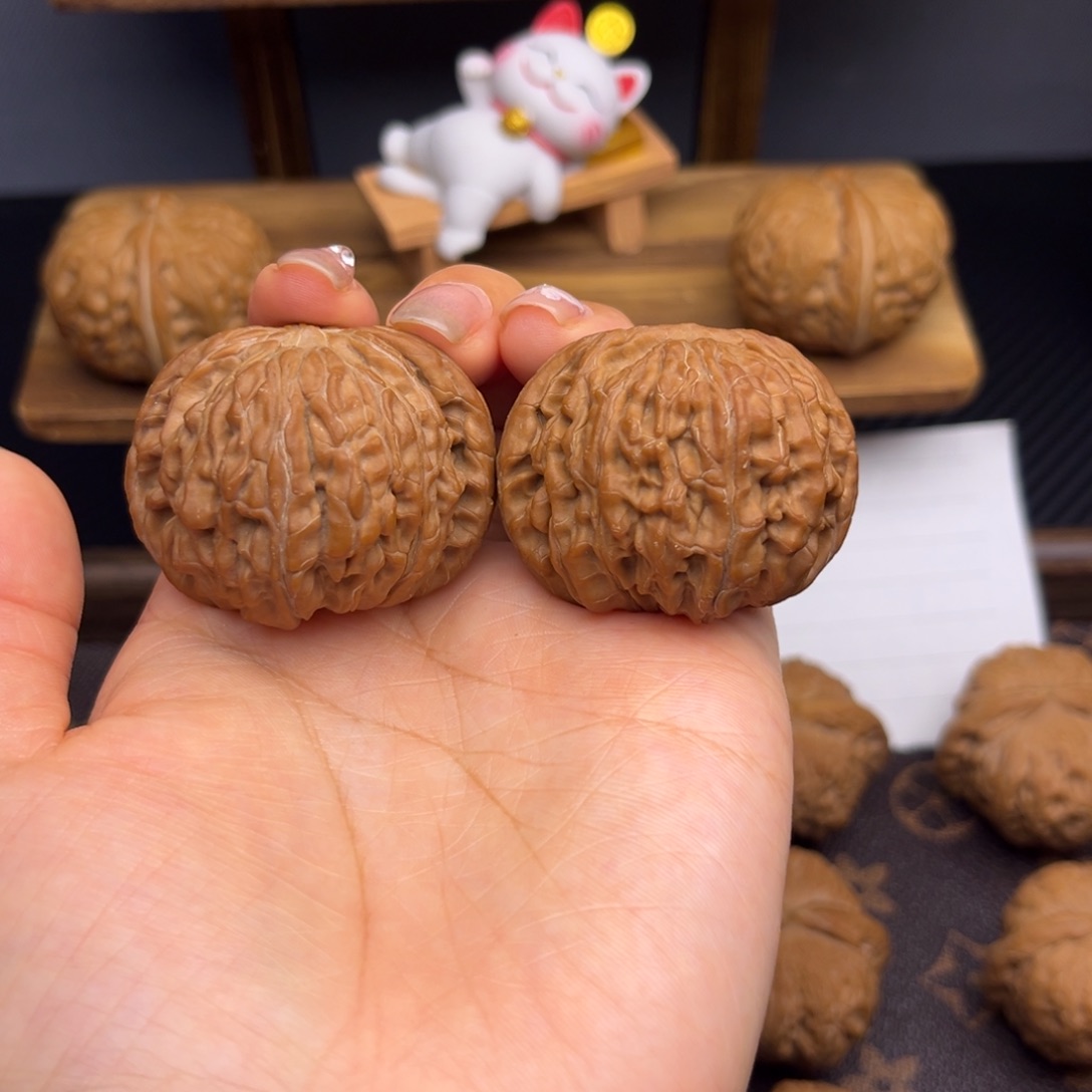 文玩核桃把件磨盘 42+全品白茬