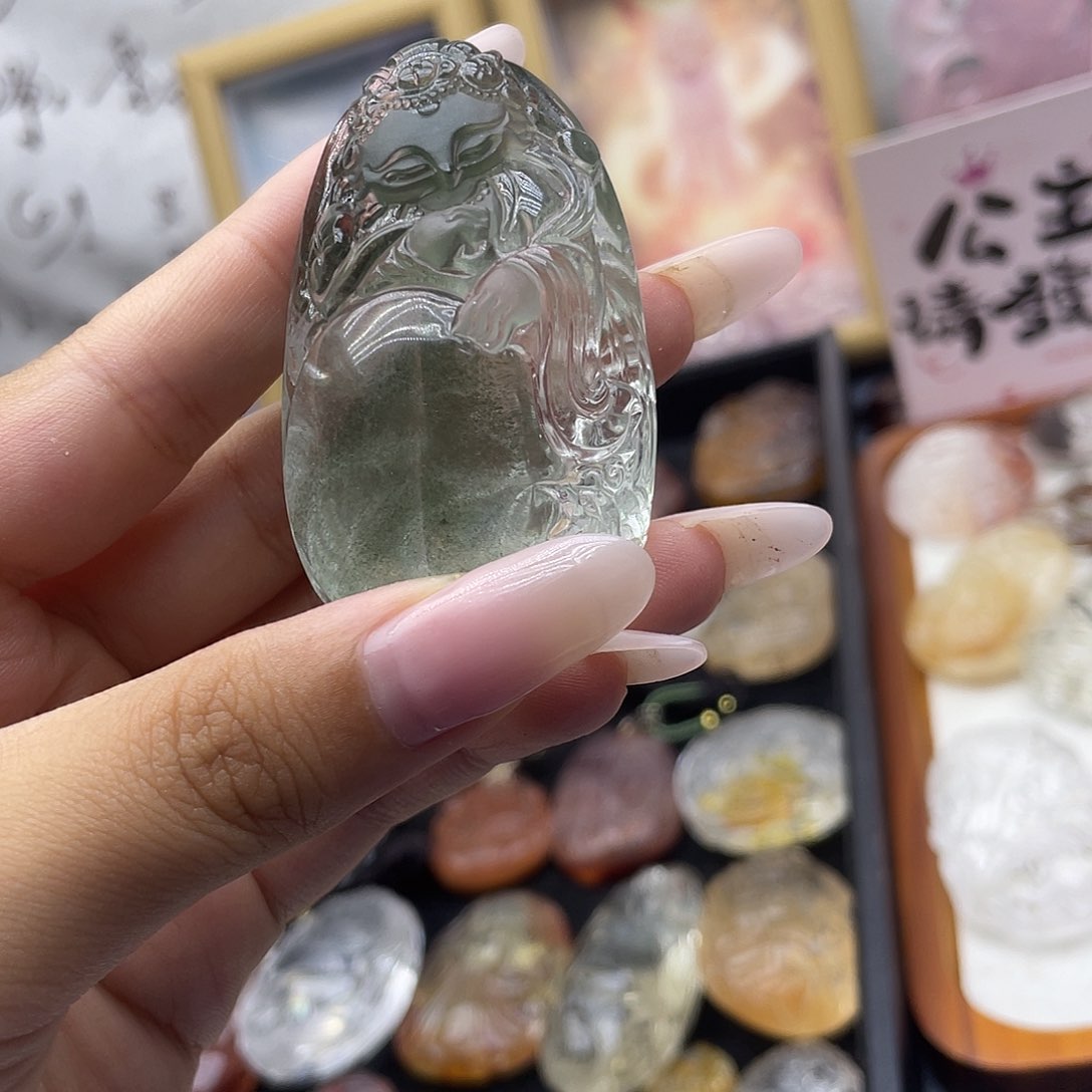 颈饰未镶嵌水晶天然