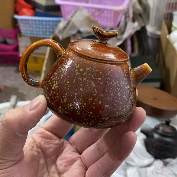 陶瓷艺术品及陶瓷壶