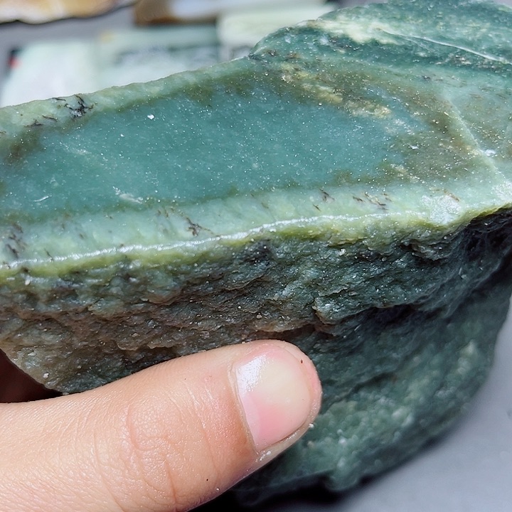 和田玉未镶嵌珠宝奇石