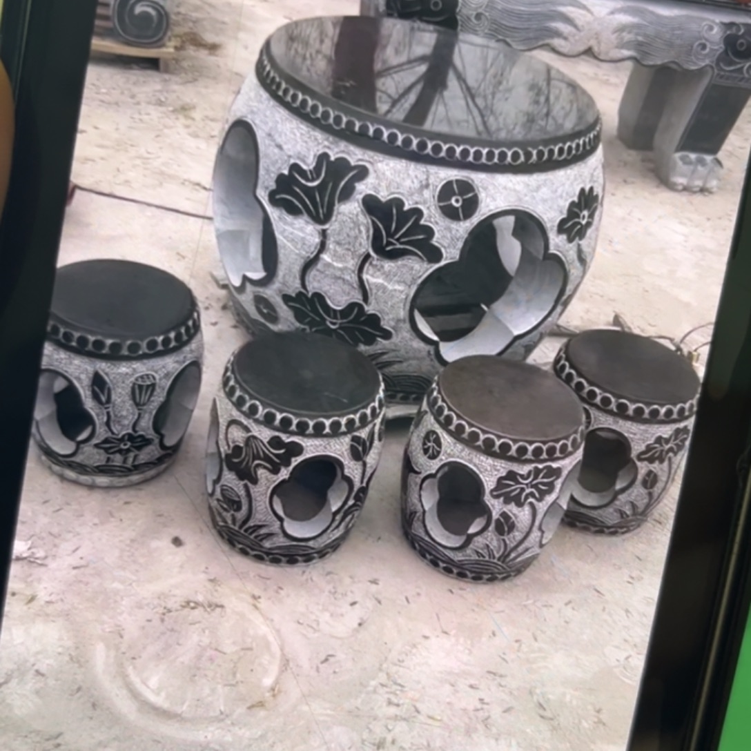 石头桌子80直径，门墩80高