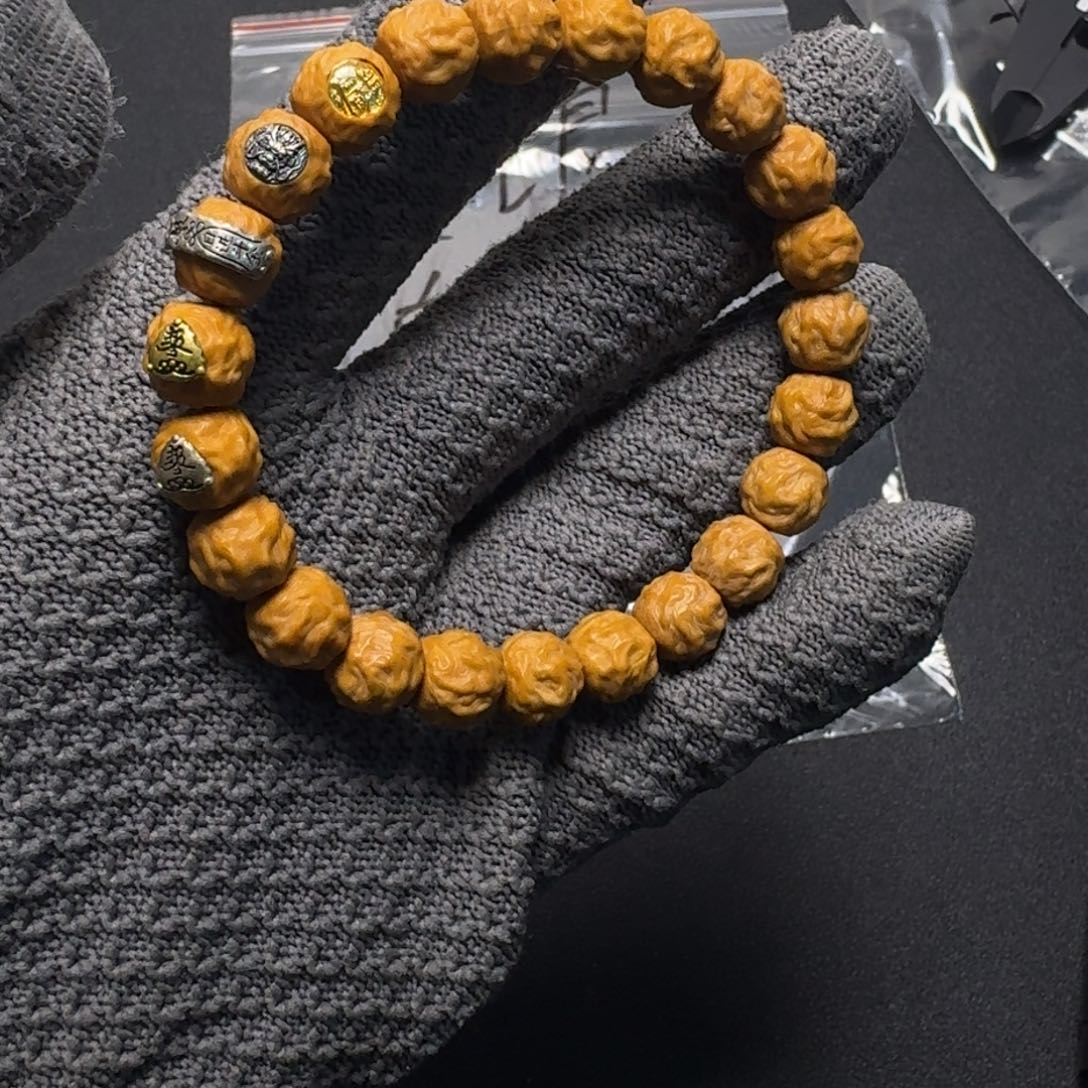 猴头核桃吊坠全品龙蛇