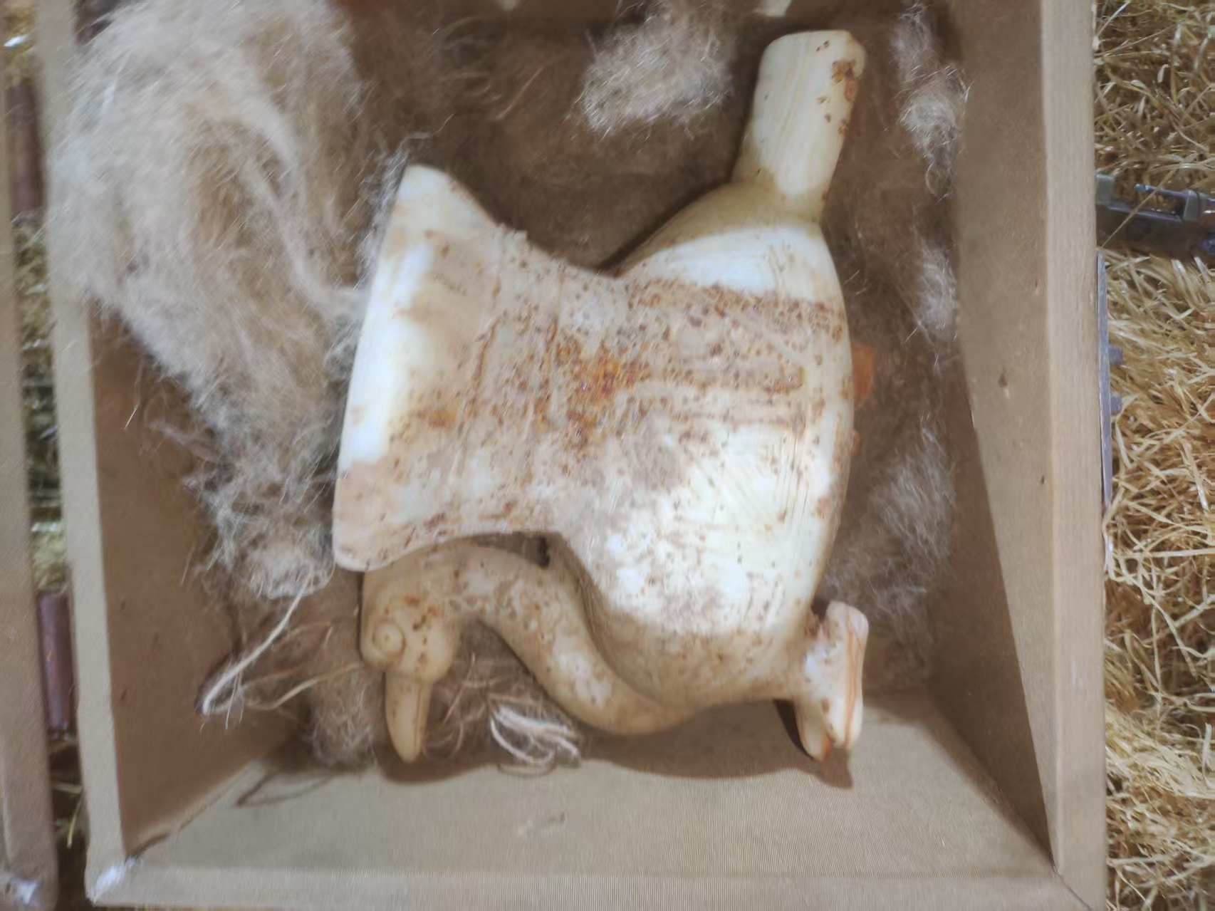 1个大无事深色小摆件链接箱子1号