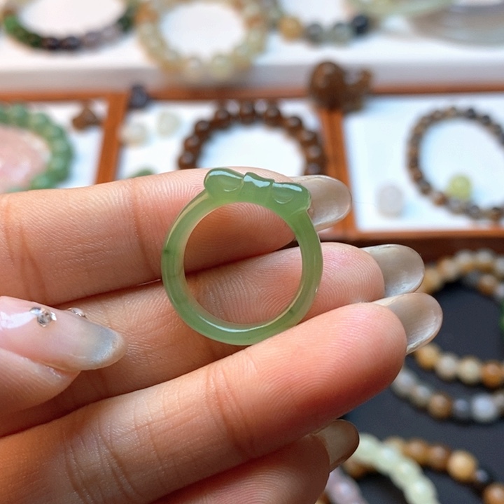 和田玉手链未镶嵌