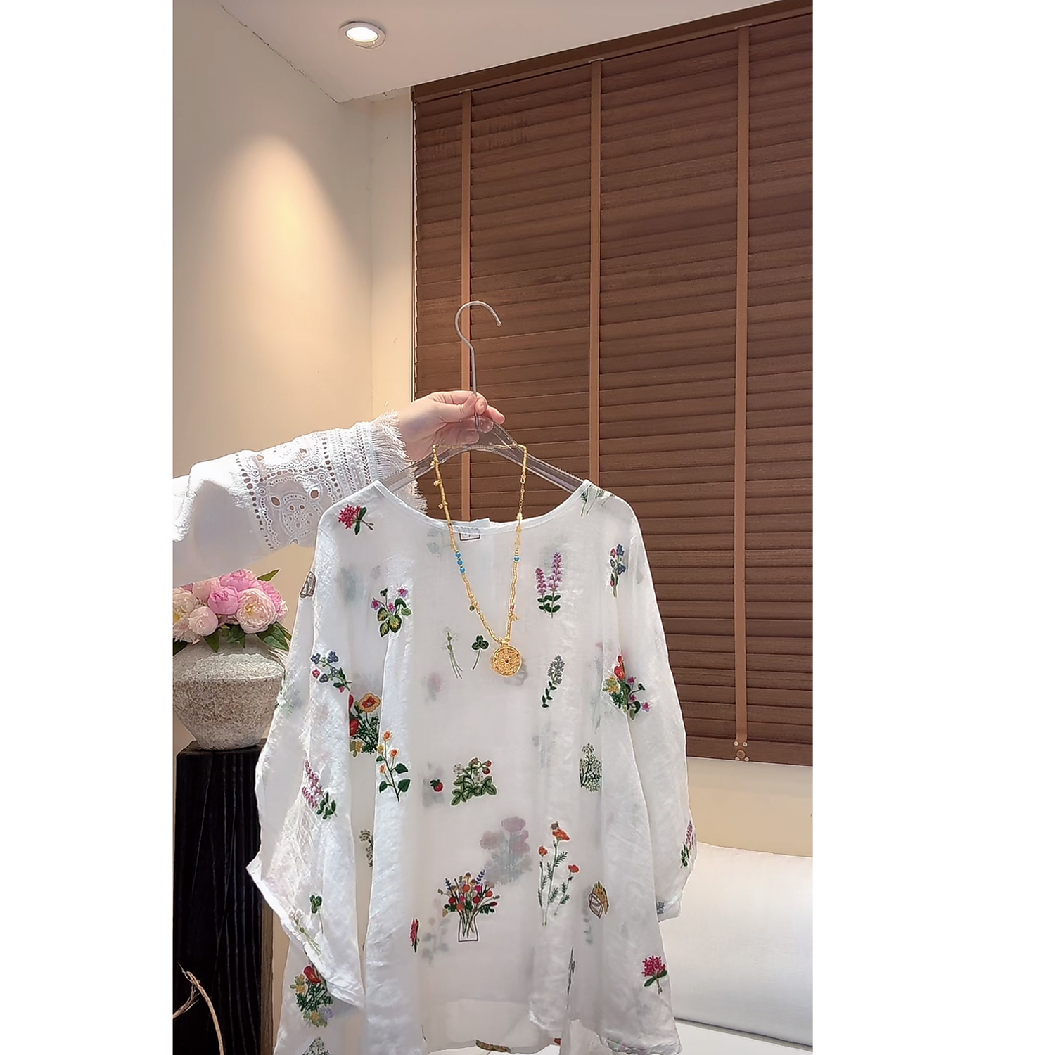 “花涧”100%苎麻花卉彩线刺绣宽松慵懒感衬衫百搭显瘦上衣