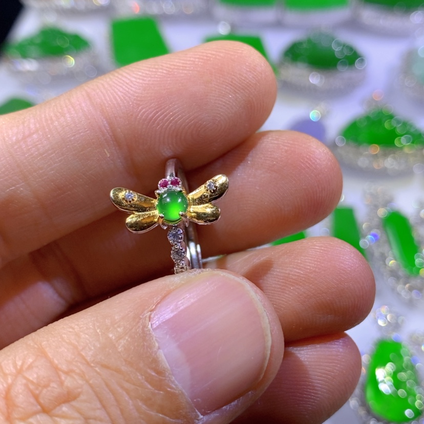 【闪购商品】翡翠挂件银S925镶嵌天然翡翠