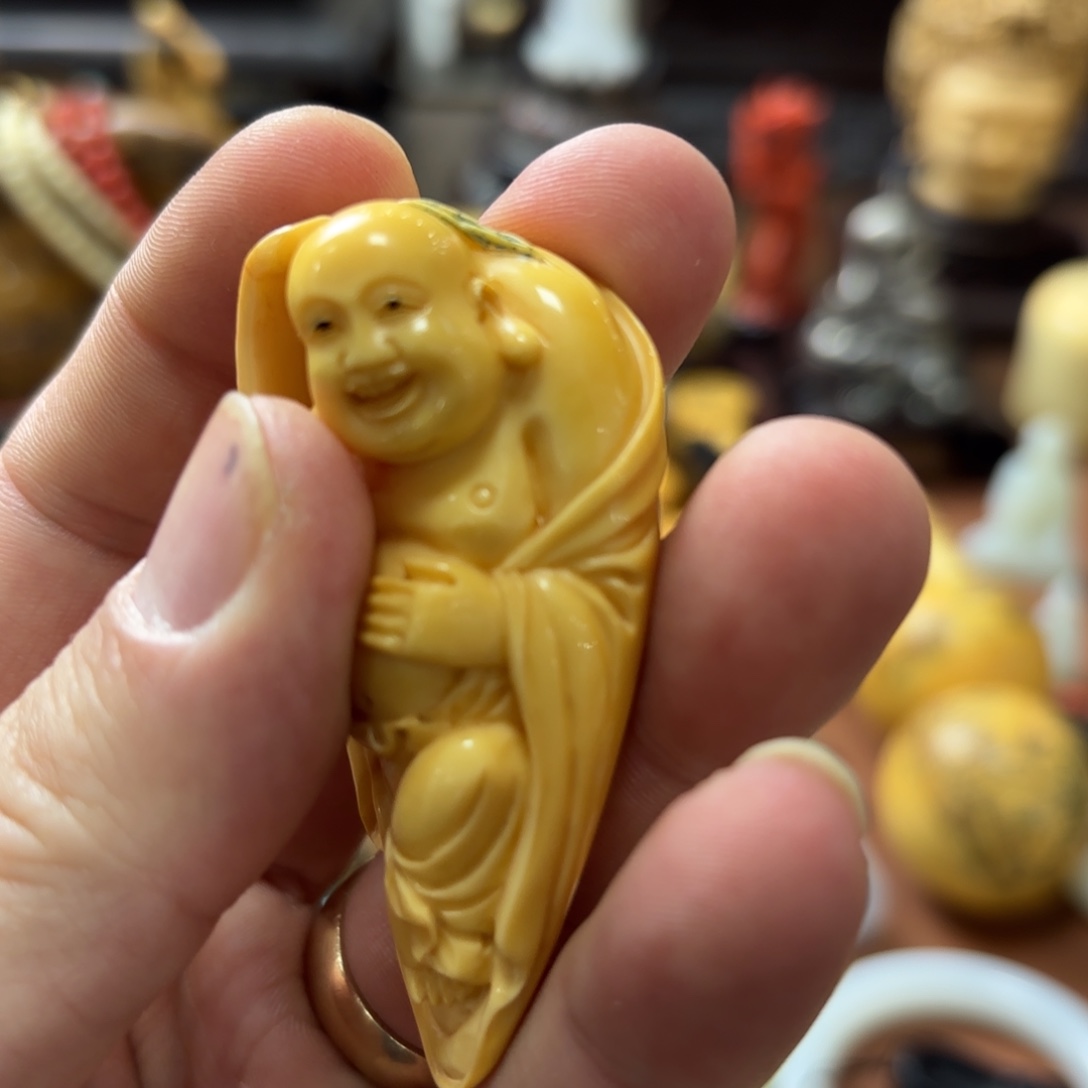 申***重树脂制品雕刻精美精致