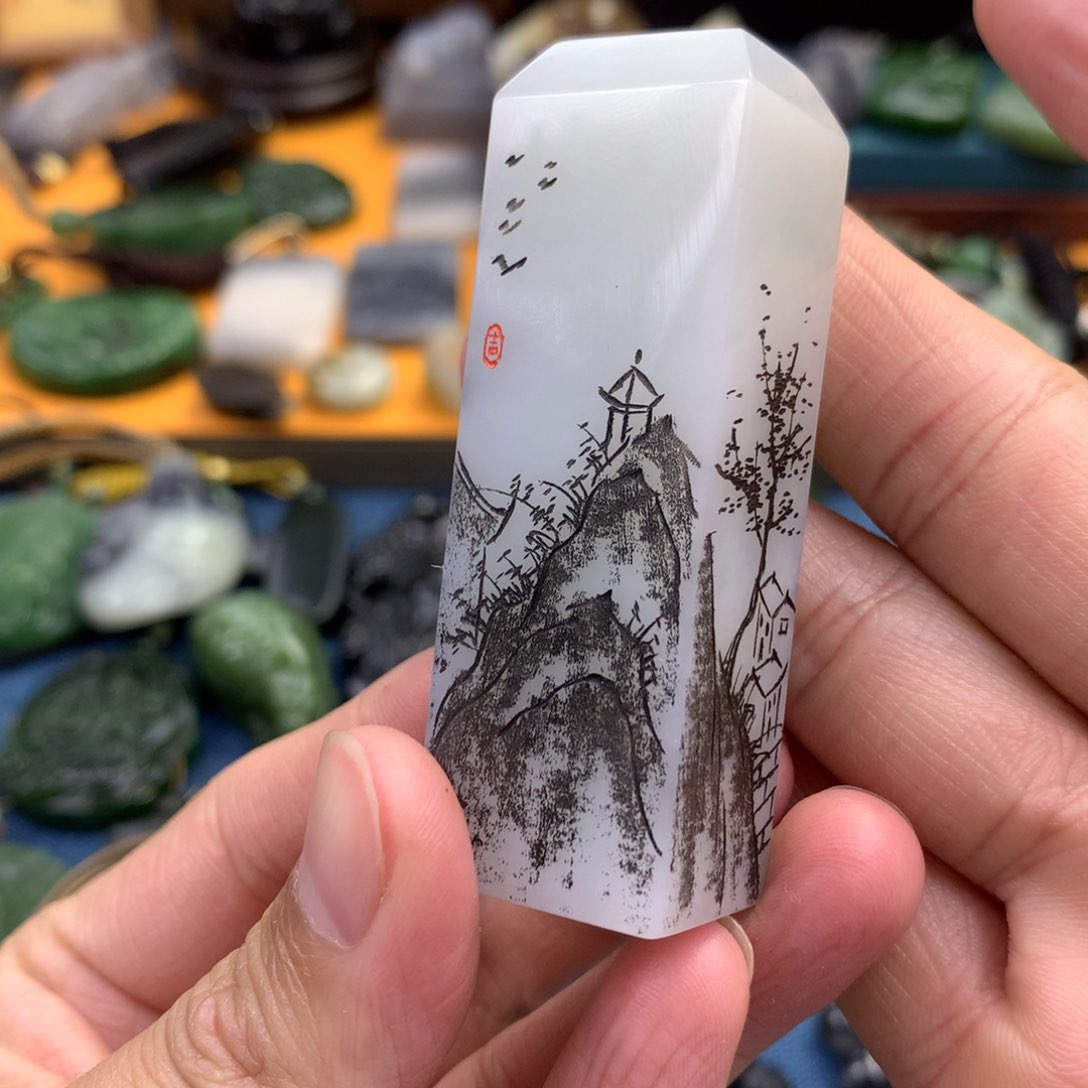 和田玉颈饰未镶嵌