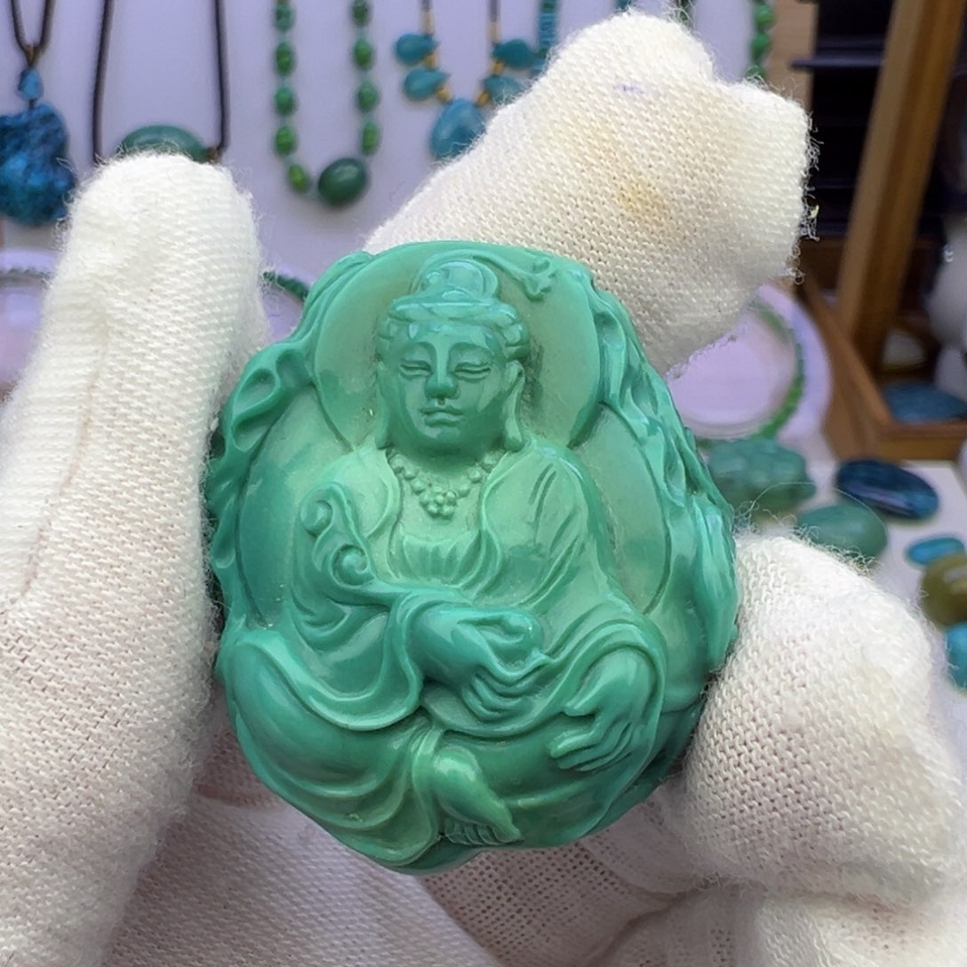 菜籽绿雕刻吊坠29.9mm兰