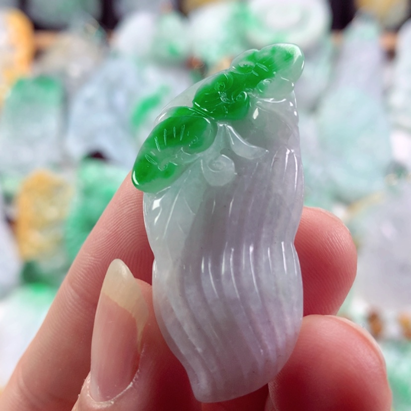 【闪购商品】翡翠吊坠(不含链)未镶嵌