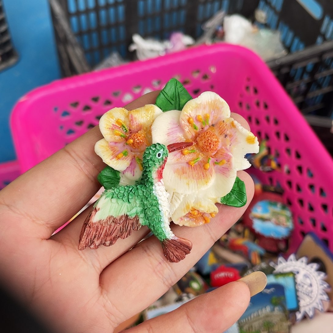 摆件冰箱贴。             