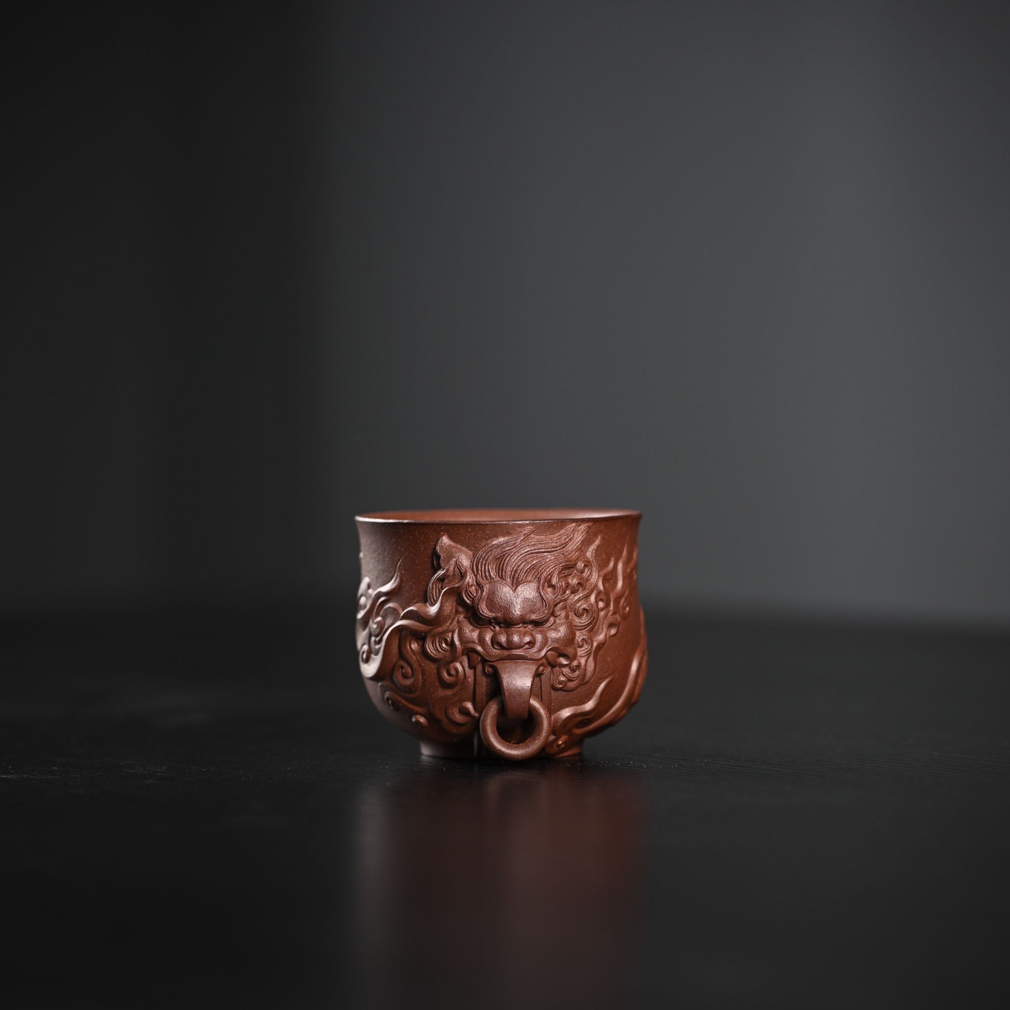 西美宸器【砾尊·狮子】洋气吉柏年承相制泥底槽青狮子主人杯