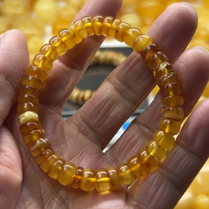 琥珀（矿物珀）未镶嵌裸石