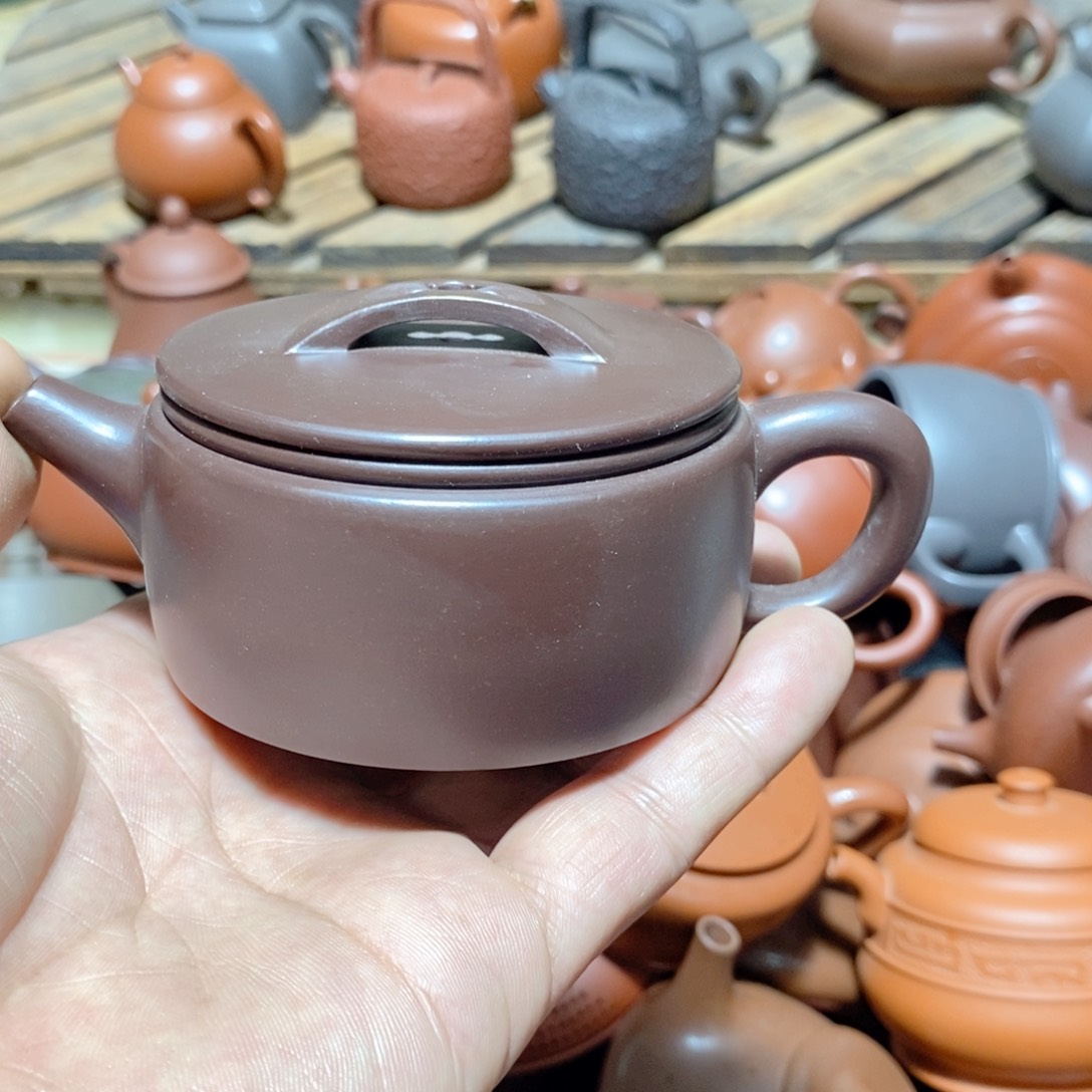 紫砂茶壶欢迎各位光临惠顾