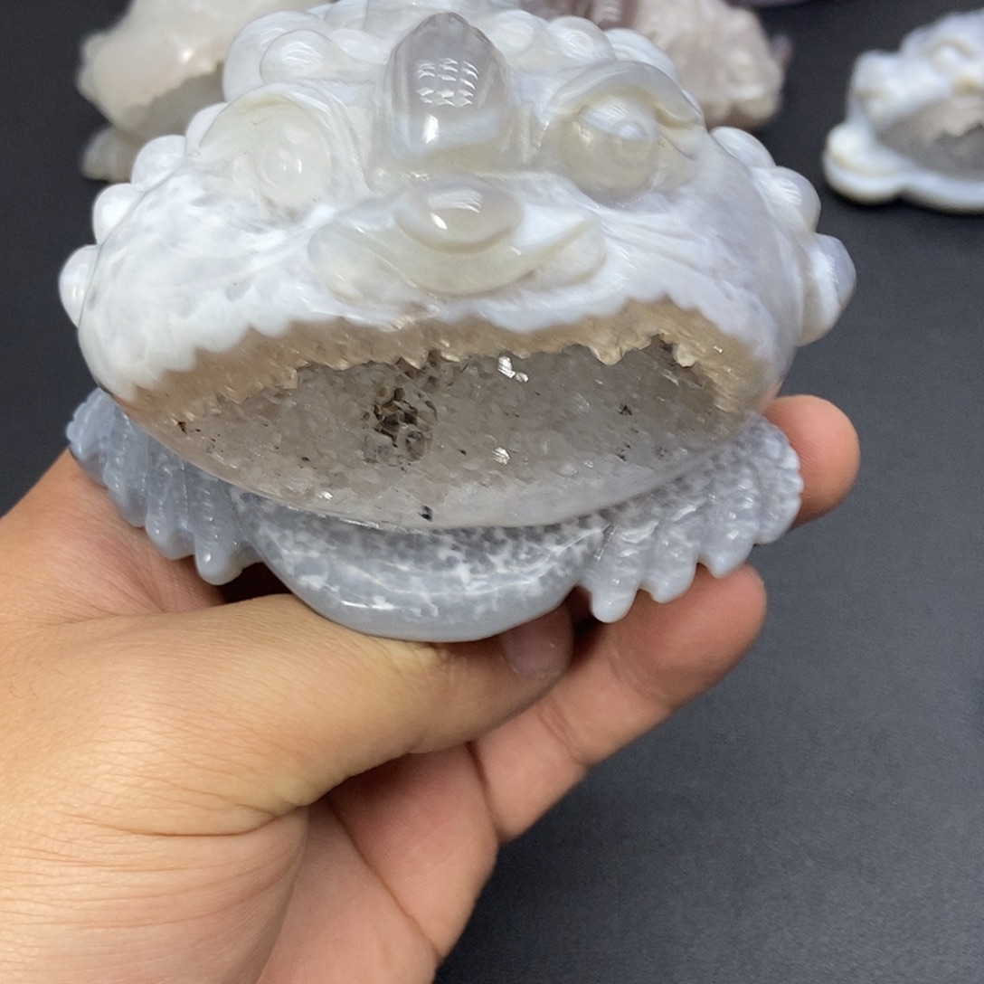 玛瑙/玉髓未镶嵌珠宝奇石