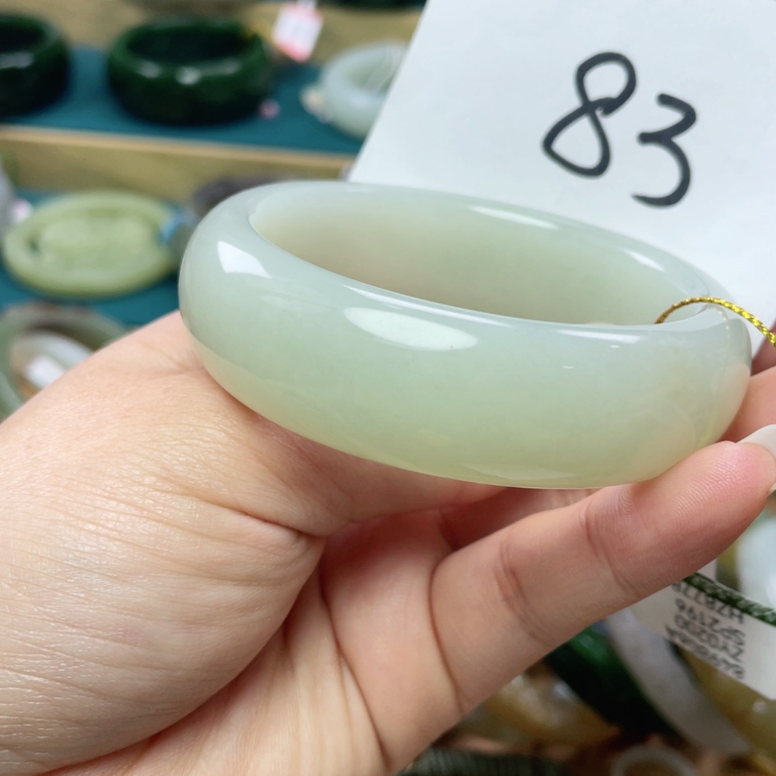 未镶嵌手镯和田玉圈口56