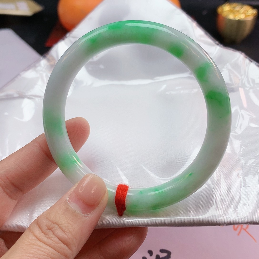 翡翠手镯未镶嵌路*57圈圆2456