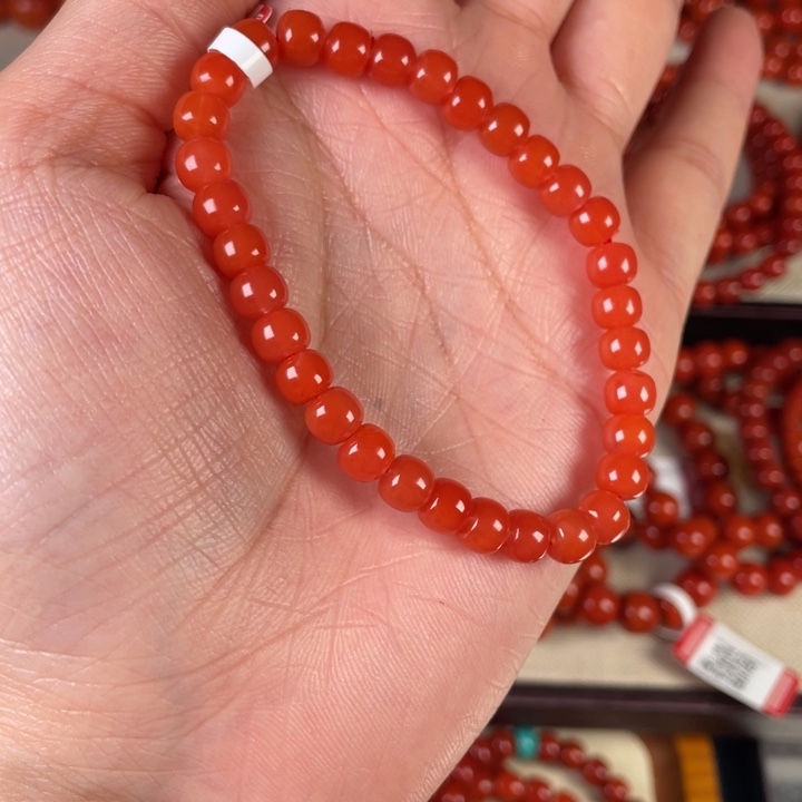 南红玛瑙手链未镶嵌