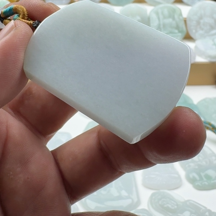 翡翠未镶嵌颈饰天然缅甸A货翡翠