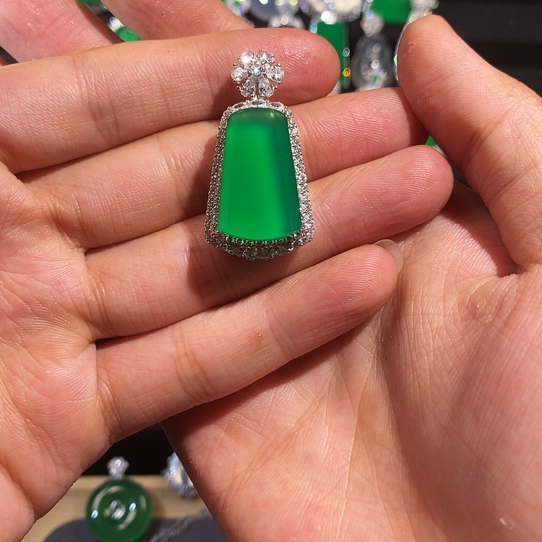 银S925镶嵌吊坠玛瑙/玉髓