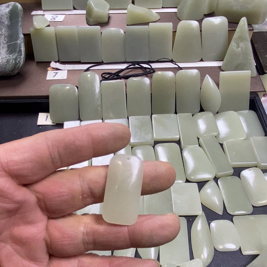 颈饰未镶嵌和田玉本**计025