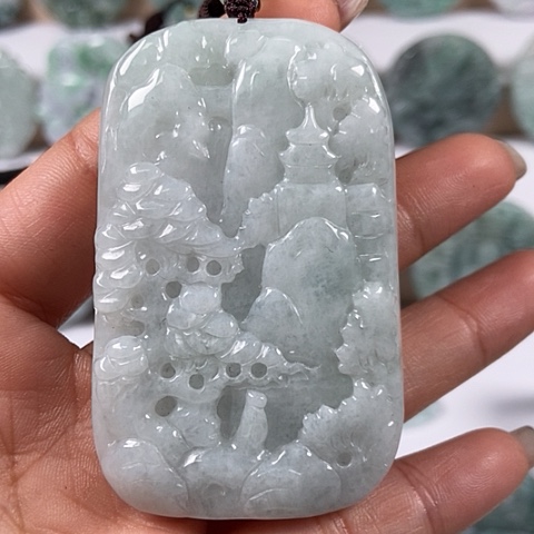 翡翠颈饰未镶嵌山水牌福利