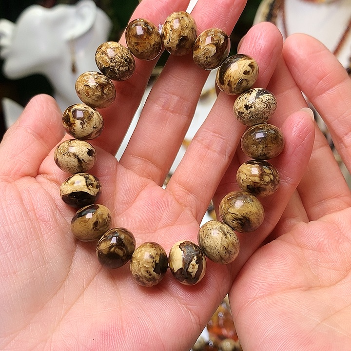 琥珀裸石未镶嵌抚顺琥珀13