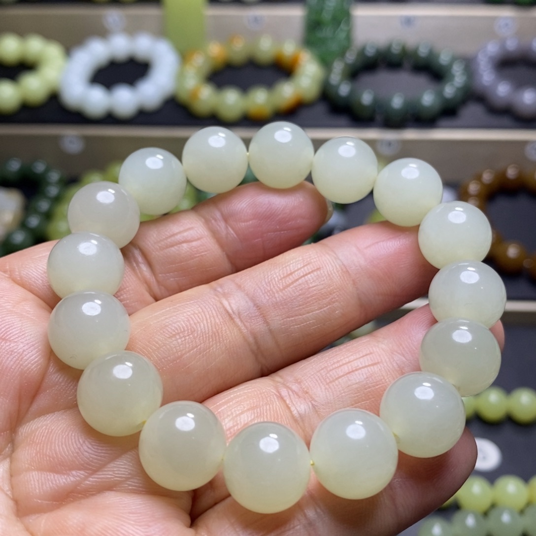 和田玉手串未镶嵌