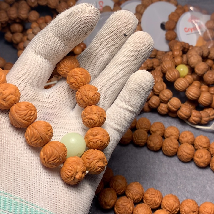 猴头核桃吊坠风**雪猴头