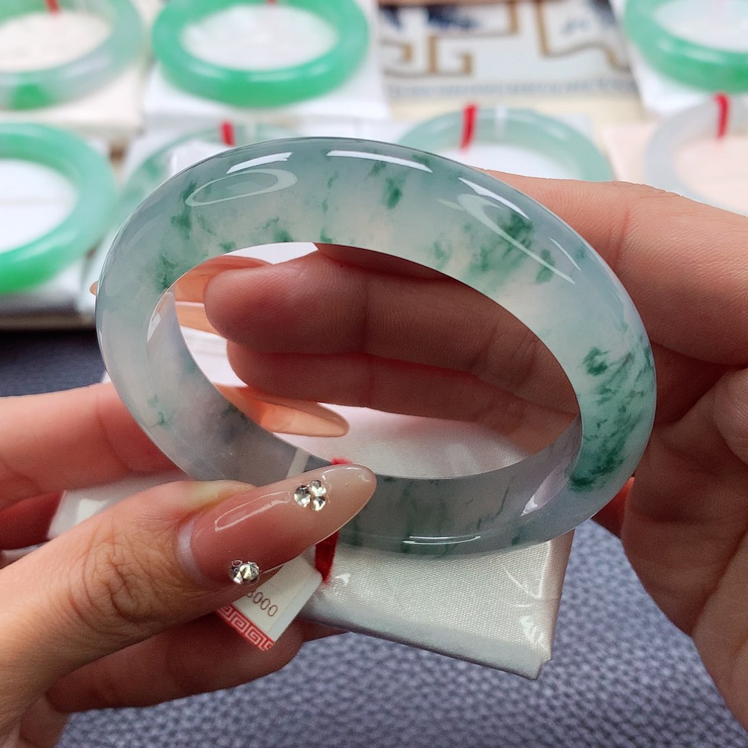 翡翠手镯未镶嵌55.56.57