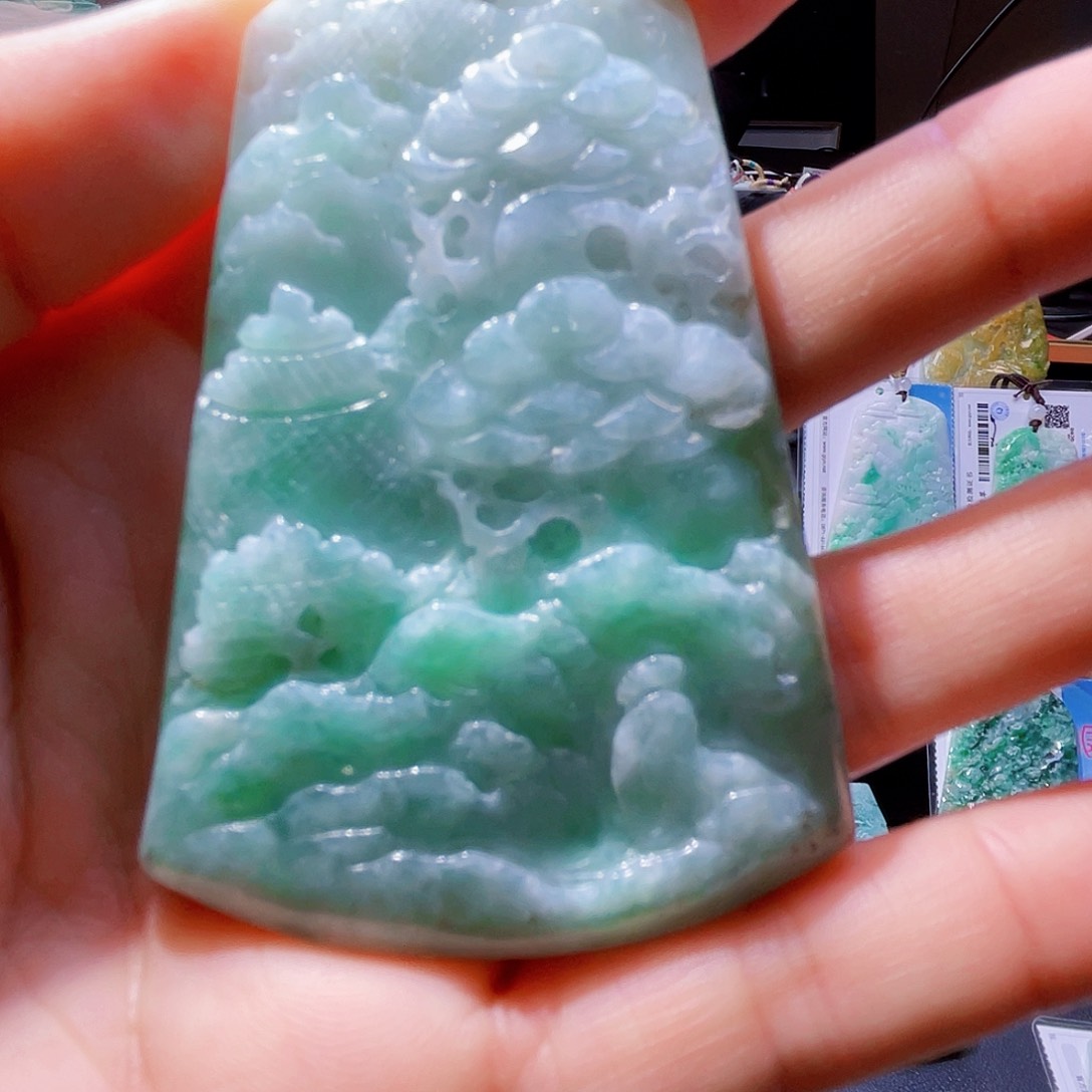 颈饰未镶嵌翡翠一