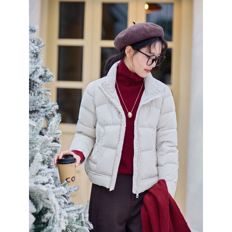 红念白色白鸭绒羽绒服女短款小个子冬季2025新款气质冬装外套上衣